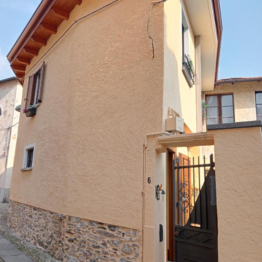 Villa Casa Di Dario Pettenasco Exterior foto